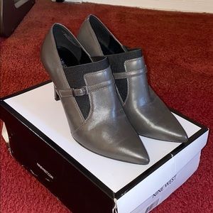 NINE WEST Womens Jaceyo Gray/Black Shoes Heels